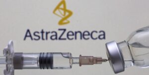 یک مقام آژانس دارویی اتحادیه اروپا ارتباط میان واکسن آسترازنکا و لختگی خون را تأیید کرد