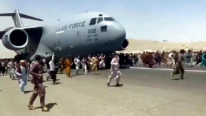 خدمه آمریکایی پروازی که منجر به سقوط ۲ افغانستانی شد، تبرئه شدند